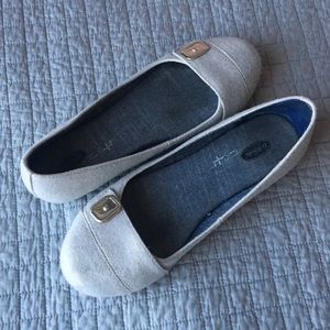 Dr. Scholl’s flats